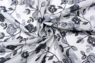 インド製 輸入生地<BR>ピュアコットン・ローン<br>フローラル・エンブロイダリー<BR>30cm単位 生地・布(103ar)