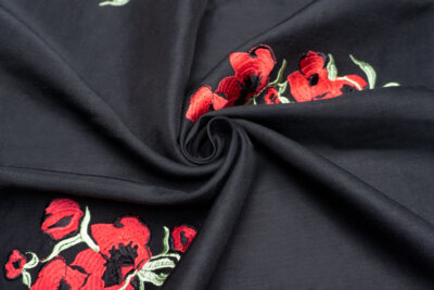 イタリア 輸入生地<BR>ピュアシルク・シャンタン<br>フローラル・エンブロイダリー<br>スカラップ仕上げ<BR>30cm単位 生地・布(3608mr)