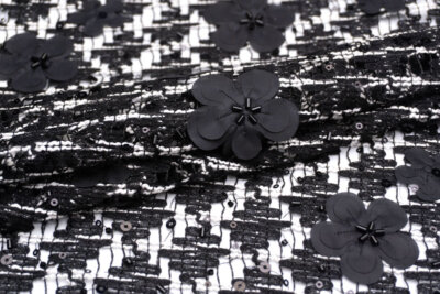 輸入生地 ツイード<br>【WISE NATIONS/ワイズ・ネーションズ】<br>OPERA<br>シャネルツイード<br>シンセ素材<br>エンブロイダリー調ファンシーツイード<br>10cm単位 生地・布(nw330tv)