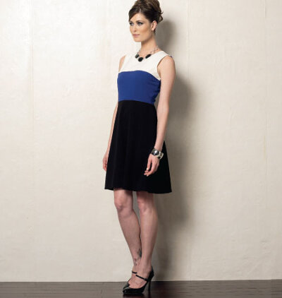 英語版<BR>VOGUE PATTERNS/ヴォーグ・パターンズ<br>VERY EASY VOGUE/初心者の方向け<BR>ワンピース 型紙(p-vg473)