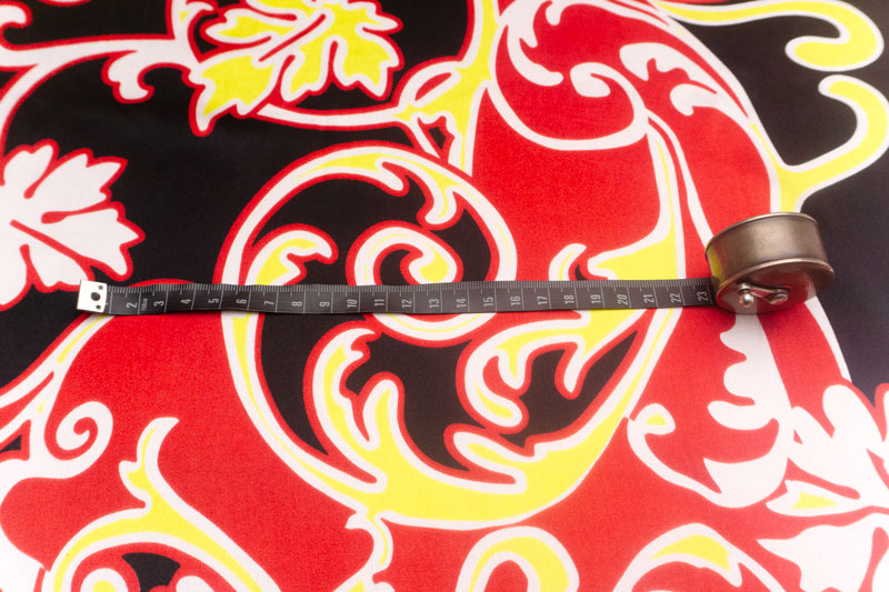 【訳あり品】<br>イタリア 輸入生地<br>【B.B.】<BR>ピュアシルク・サテン<BR>エキゾティック・プリント<BR>10cm単位 生地・布(3903m) - 画像 (2)