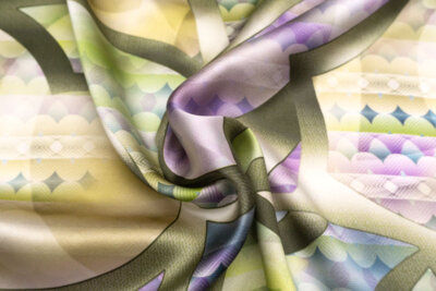 イタリア 輸入生地<br>【B.B.】<BR>ピュアシルク・サテン<BR>アブストラクト・プリント<BR>10cm単位 生地・布(501an)